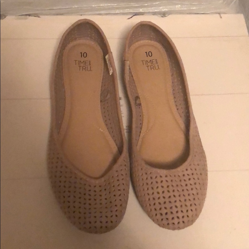 Nude Ballet Flats